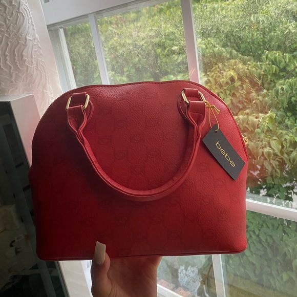 BEAUTIFUL BRIGHT RED BEBE BAG - Picture 5 of 7